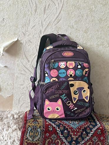 kipling monkey: Детский рюкзак Nice с ярким принтом котиков (надписи “MEOW!” — 2