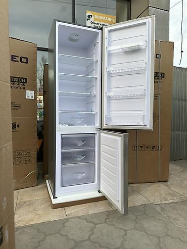 Холодильники: Холодильник Двухкамерный — 8