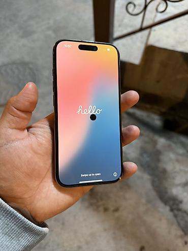 айфон за 0 сом: IPhone 16 Pro, Б/у, 256 ГБ, Matte Gold, Зарядное устройство, Чехол, 86 % — 2