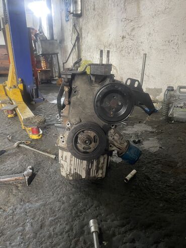 Motor üçün digər detallar: Hyundai tucson bloku işdey veziyetdedi opşi satılır 500manata blokun