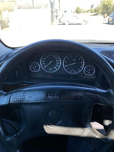 BMW: BMW 5 series: 1993 г., Седан — 12