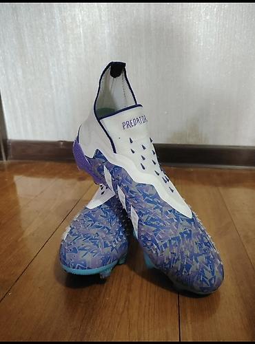 Butslar Adidas, Ölçü: 40, Yeni lalafo.az -da Butslar Adidas, Ölçü: 40, Yeni