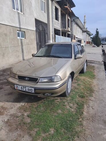 продаю машину или меняю на квартиру: Daewoo Nexia: 1996 г., 1.5 л, Механика, Бензин, Седан