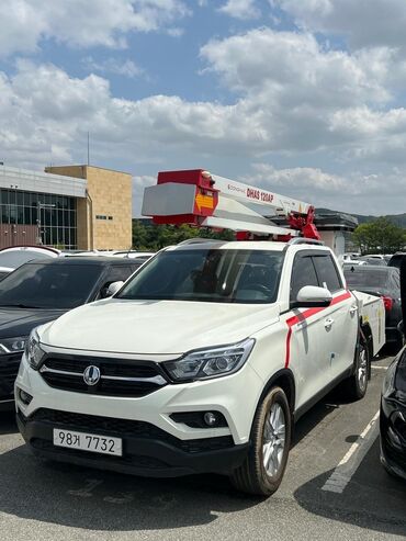 обмен квартиры: Ssangyong Rexton: 2019 г., 2.2 л, Автомат, Дизель, Пикап
