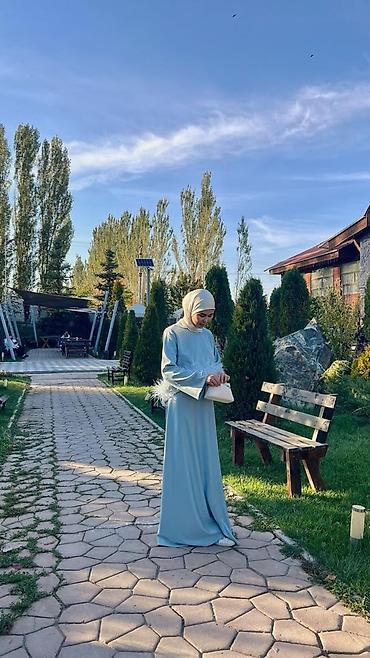 прокат вечерних платьев бишкек: Продаю вечернее платье. Одевала 1 раз. Размер 46. Ткань японский — 1