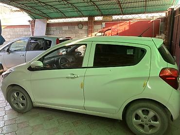 Chevrolet: Chevrolet Spark: 2021 г., 1 л, Вариатор, Бензин, Хэтчбэк — 3