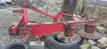 azərbaycanda traktor satisi 1025: Otbiçən Türkiyənin Altun Saray otbiçənidir. 1.65 - likdir, 4 bıçaqlı