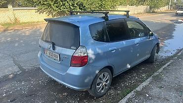 толка алмашам: Honda Fit: 2002 г., 1.5 л, Вариатор, Бензин, Хэтчбэк — 6
