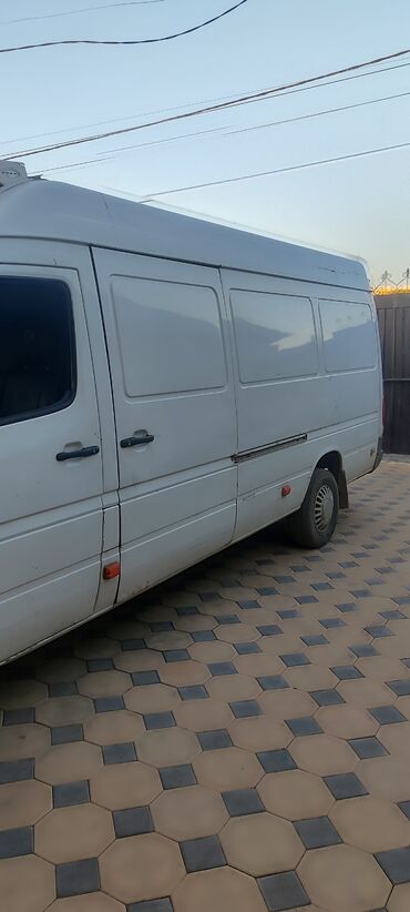 Легкий грузовой транспорт: Легкий грузовик, Mercedes-Benz, Б/у at lalafo.kg — 3 Легкий грузовой транспорт: Легкий грузовик, Mercedes-Benz, Б/у — 3