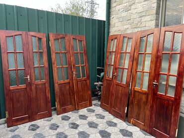 Двери и комплектующие: Дверь с окнами, Распашная, Б/у, 2 *1, Самовывоз