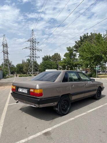 центральный замок гольф: Audi 100: 1988 г., 2.3 л, Механика, Бензин, Седан