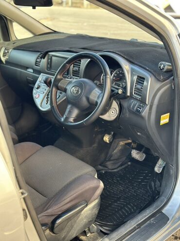 Toyota: Toyota WISH: 2004 г., 2 л, Автомат, Бензин, Универсал at lalafo.kg — 8 Toyota: Toyota WISH: 2004 г., 2 л, Автомат, Бензин, Универсал — 8