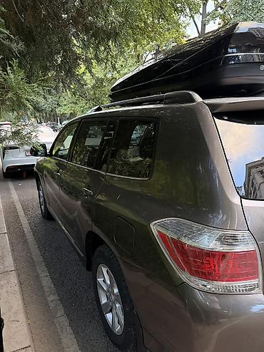 реальному: Toyota Highlander: 2010 г., 3.5 л, Автомат, Гибрид, Внедорожник — 4