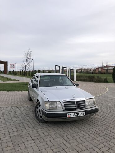 бампер портер: Mercedes-Benz W124: 1993 г., 3.2 л, Автомат, Бензин, Седан