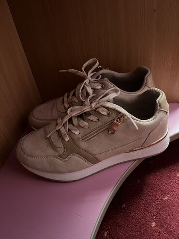 Sneakers & Athletic shoes: 36, color - Beige