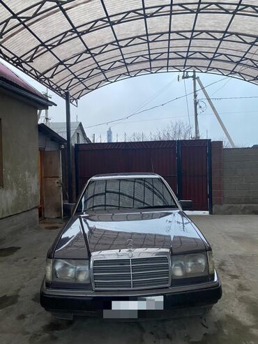 Транспорт: Mercedes-Benz E 230: 2.3 л | 1992 г. | Седан