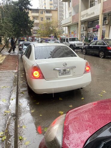 nişan yaylıqları: Nissan Altima: 2.5 l | 2005 il Sedan