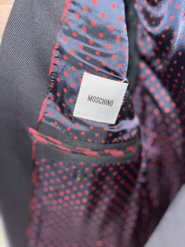 Pencəklər: Pencək, Moschino, Yun, 4XL (EU 48)