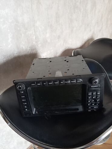 2 ədəd monitor: Avtomobil üçün multimedia/naviqasiya başlığı,porshe mawin