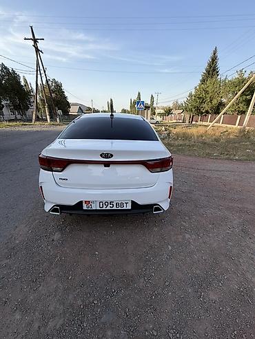 Продажа авто: Kia Rio: 2021 г., 1.6 л, Автомат, Бензин, Седан — 4