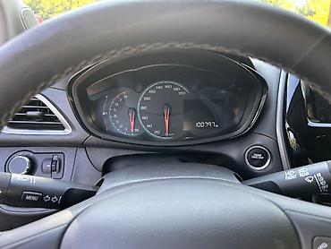 Chevrolet: Chevrolet Spark: 2021 г., 1 л, Вариатор, Бензин, Хэтчбэк — 20