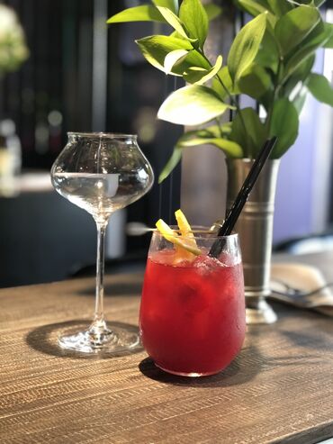 Повара: Шеф повар богатый опыт работы более 12 лет. Работал в Москве элитных — 28