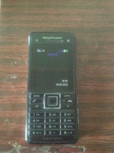 telefon işlənmiş: Sony Ericsson C902, rəng - Qara, Düyməli