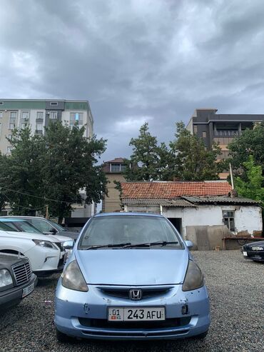 меняю на хонда фит: Honda Fit: 2002 г., 1.3 л, Вариатор, Бензин, Хэтчбэк