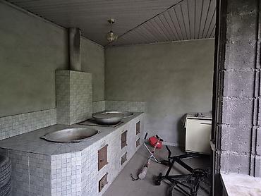 Продажа коттеджей и домов: 🏡 **Продаётся мансардный дом** 📍 Локация: Новопавловка, ул. Кирова 📐 — 4