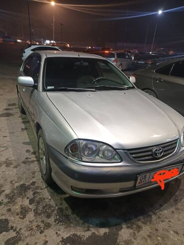 avensis 2001: Toyota Avensis: 2001 г., 1.8 л, Механика, Бензин, Седан