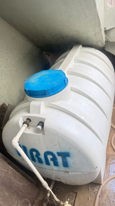 бак из нержавеющей стали: Bak, Plastik, 1000 l l, İşlənmiş, Ünvandan götürmə