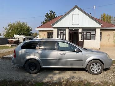 двухдверные машины: Chevrolet Lacetti: 2005 г., 1.6 л, Универсал — 4
