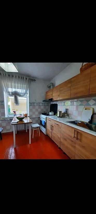 Дома: 60 м², 4 комнаты, Без подселения — 4