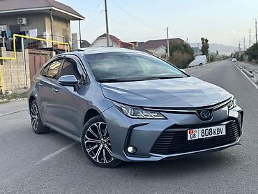 mercedesbenz eclass 2011: Toyota Corolla: 2020 г., Вариатор, Гибрид, Седан — 2