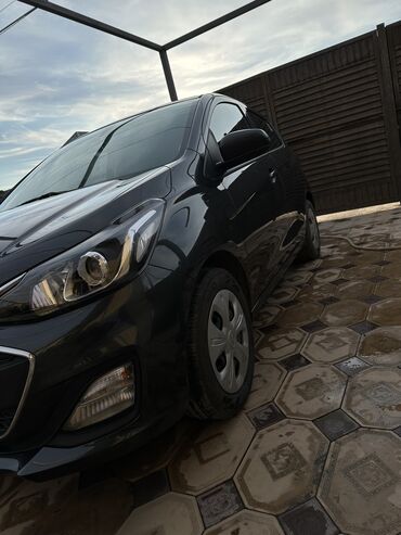 страшный машина: Chevrolet Spark: 2019 г., 1 л, Вариатор, Бензин, Хэтчбэк