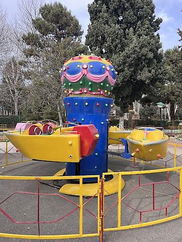 uşaq maşn: Karusel– mini “uçan qayıqlar” - Açıq hava attraksionu, dairəvi — 1