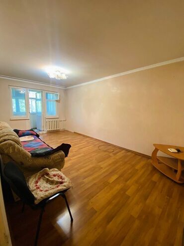 Продажа квартир: 2 комнаты, 43 м², 104 серия, 4 этаж, Косметический ремонт