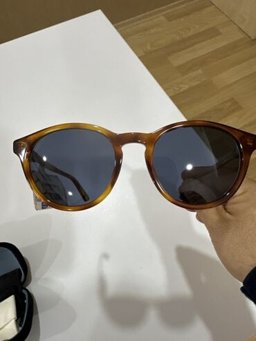 Eynəklər: Gün eynəyi, Gucci — 11