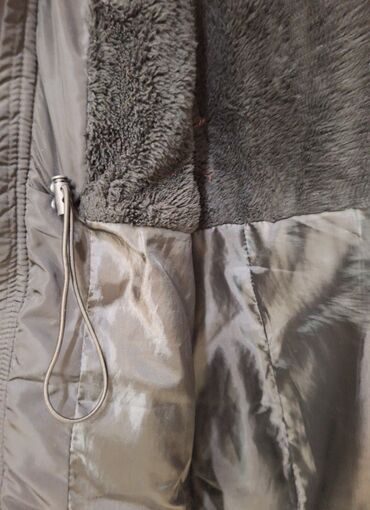 Zimske jakne: S (EU 36), Jednobojni, Sa postavom, Veštačko krzno — 10