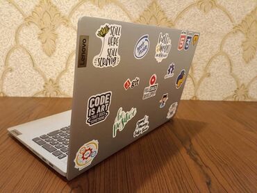apex 7: İşlənmiş Lenovo IdeaPad, 15.6 ", AMD Ryzen 7, 512 GB, Ünvandan götürmə