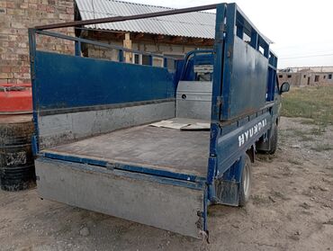 Hyundai: Hyundai Porter: 2000 г., 2.5 л, Механика, Дизель, Бус