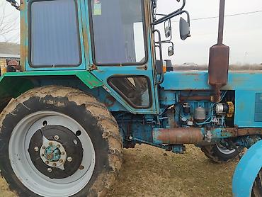 Traktorlar: Minsk Traktor Zavodunun Belarus seriyasından dördçəkən traktor — 16