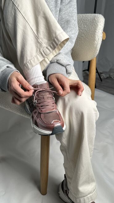 Кроссовки и спортивная обувь: Кроссовки, 36, 37, 38, Nike, Новый, Бесплатная доставка at lalafo.kg Кроссовки и спортивная обувь: Кроссовки, 36, 37, 38, Nike, Новый, Бесплатная доставка