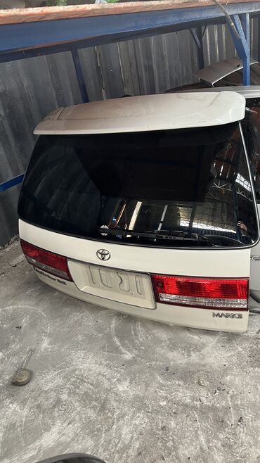 Крышки багажника и комплектующие: Крышка багажника Toyota, Б/у, Оригинал — 22