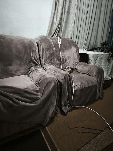 sofa: Прямой диван, Б/у — 2