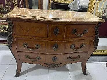 otoman cena: Trbusasta komoda Luj XVI Odlicni stanje sirina 116 cm dubina 51 cm — 4