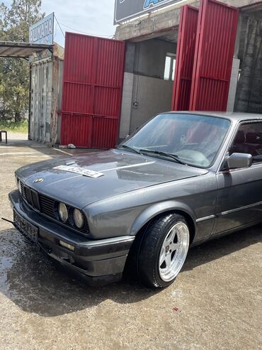 BMW: BMW 540: 1990 г., 2.5 л, Механика, Бензин