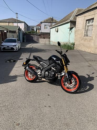 yamaha 150: Yamaha - MT-15, 2023 il, 22300 km — 3
