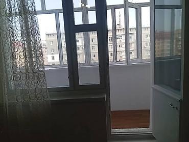 мкр улан2: Светлая комната с выходом на застеклённый балкон. Просторное помещение — 5