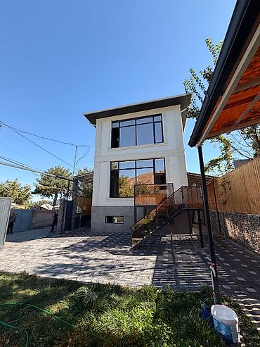 6 комнат, 210 м², 4 соток, Бишкек, Чон-Арык с. Агентство недвижимости at lalafo.kg 6 комнат, 210 м², 4 соток, Бишкек, Чон-Арык с. Агентство недвижимости